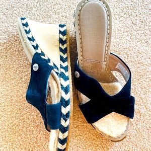 UGG wedges warm 6 size